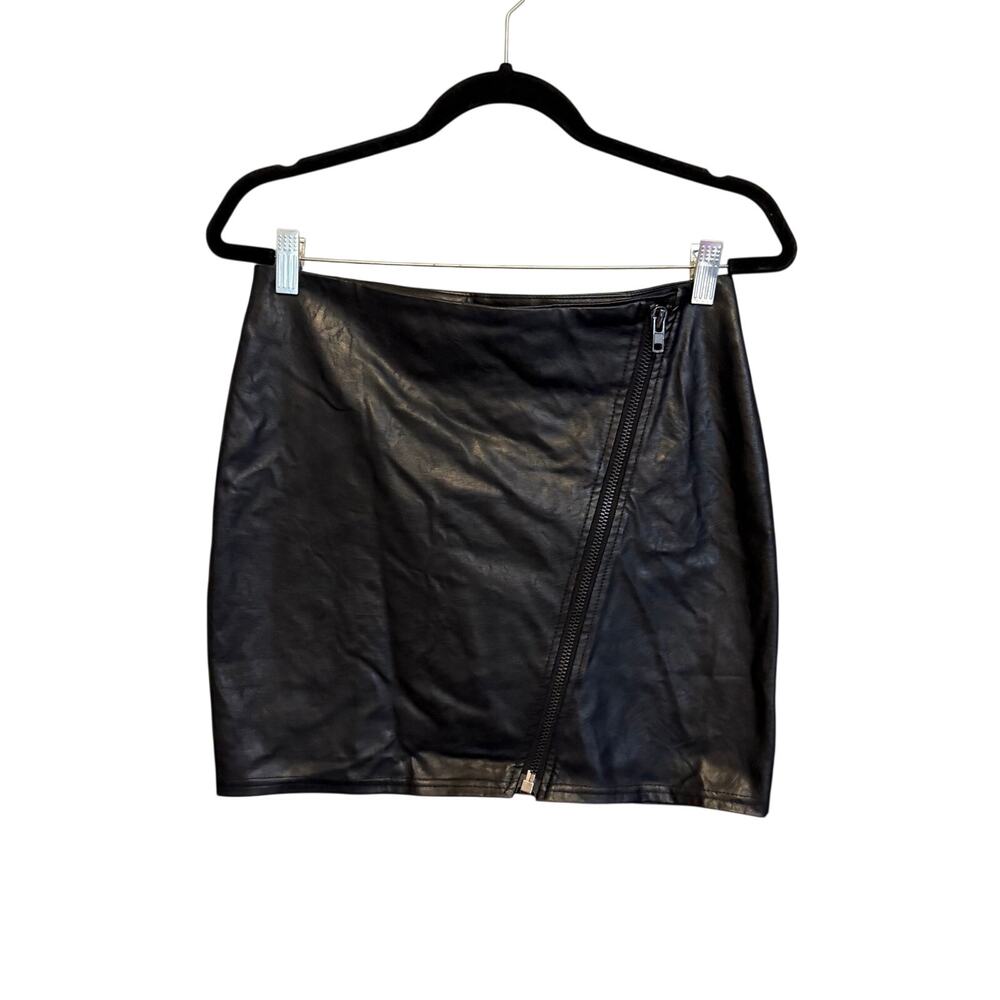 Parisian Collection Faux Leather Moto Skirt S Black Mini Handcrafted Biker Edgy